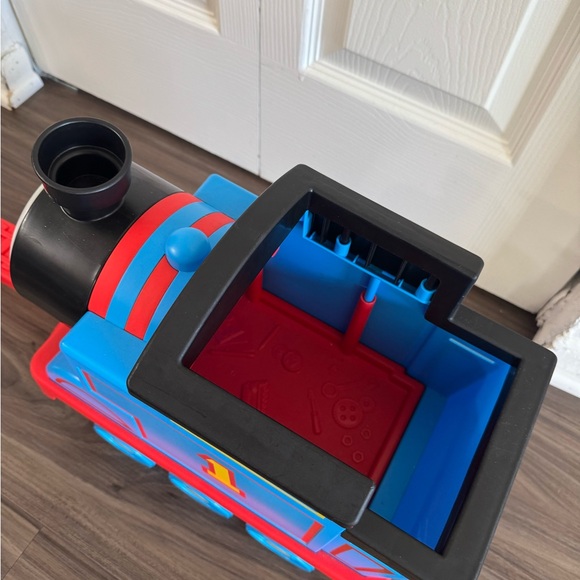 Thomas & Friends Biggest Friend Thomas Pull-Along Toy 2+ - Picture 3 of 7